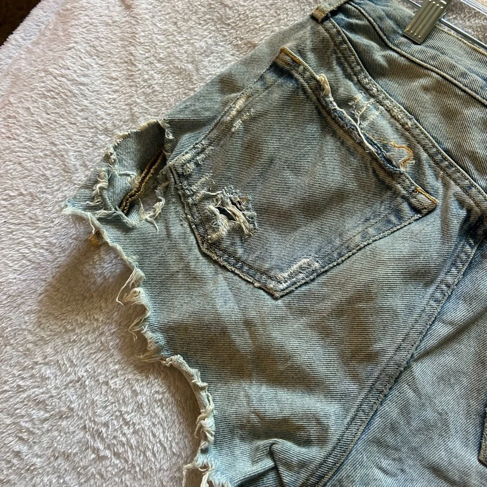 AGOLDE Women's Parker Vintage Cut Off Short in‎ Swapmeet #A026-811 W7242 Size 25